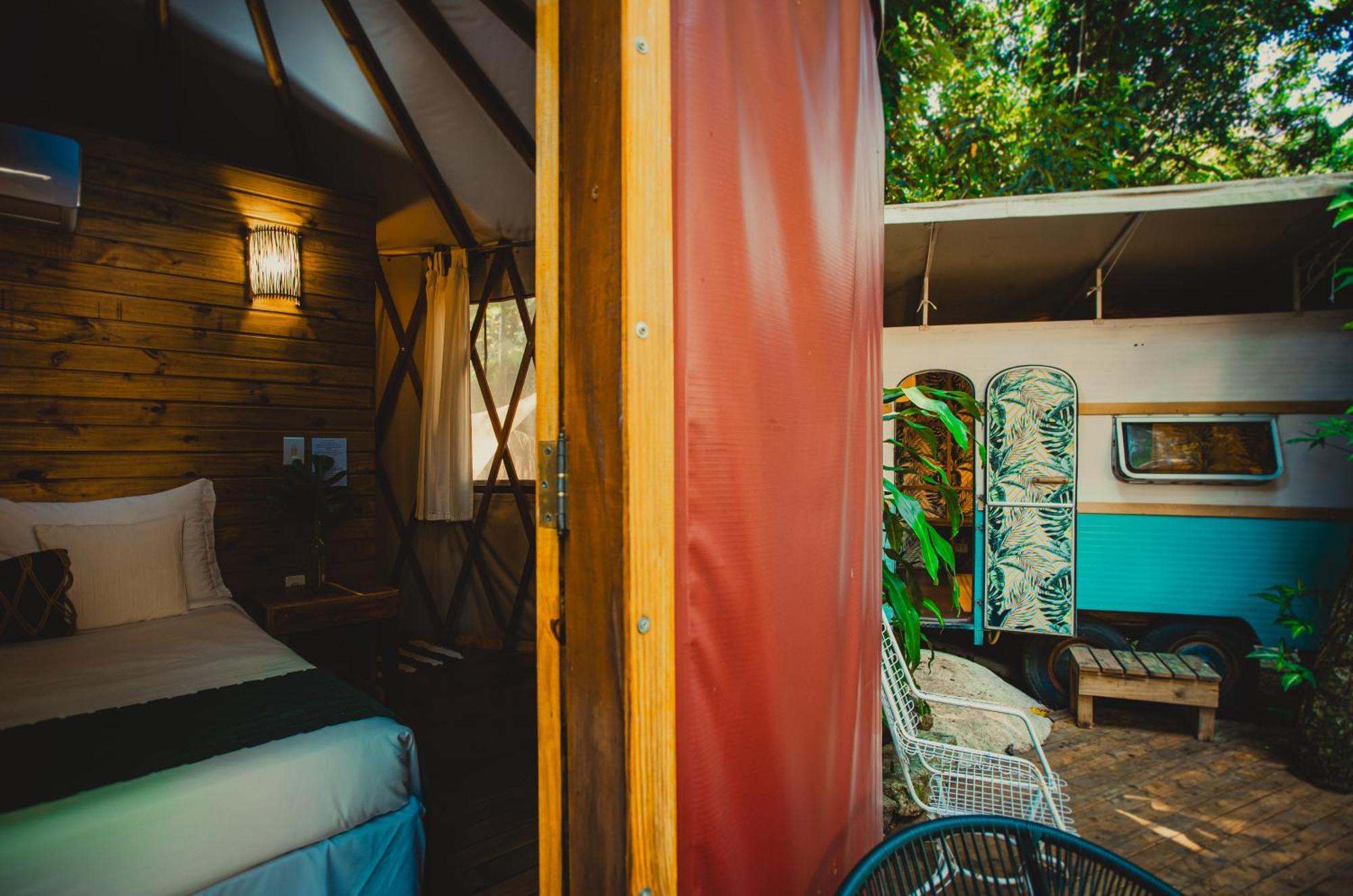 Hostel Da Vila Ilhabela Exterior photo